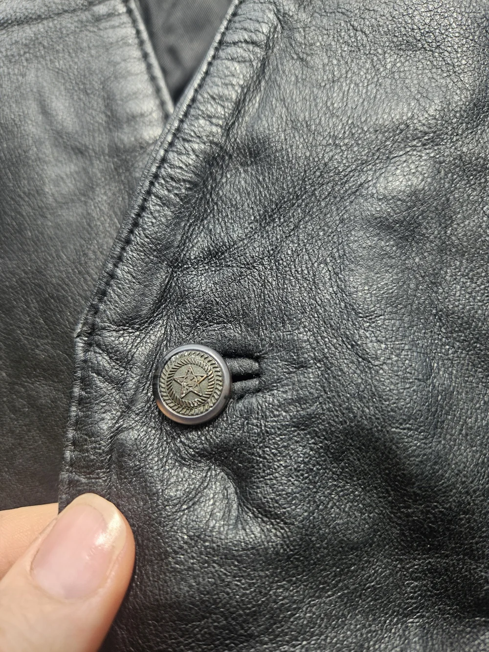 Roundtree & Yorke Black Genuine Leather Button Front Vest Mens L  Moto Biker VTG